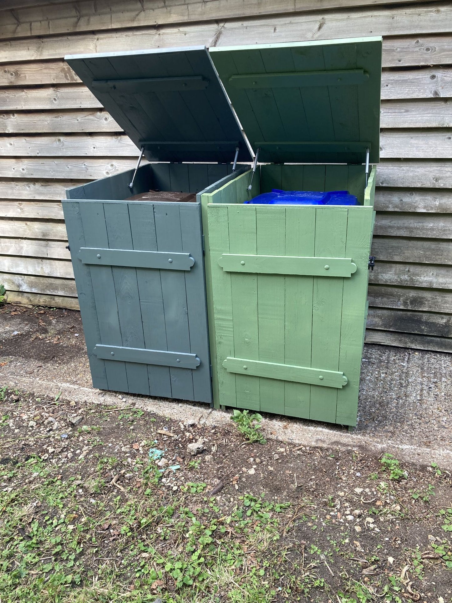 2 wheelie bin stores