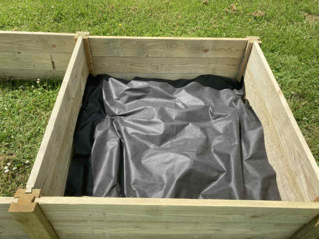 Agamemnon Timber Single Bay Raised Bed with base liner