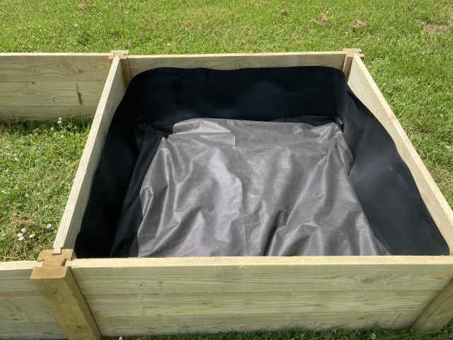 Agamemnon Timber Single Bay Raised Bed with side liner